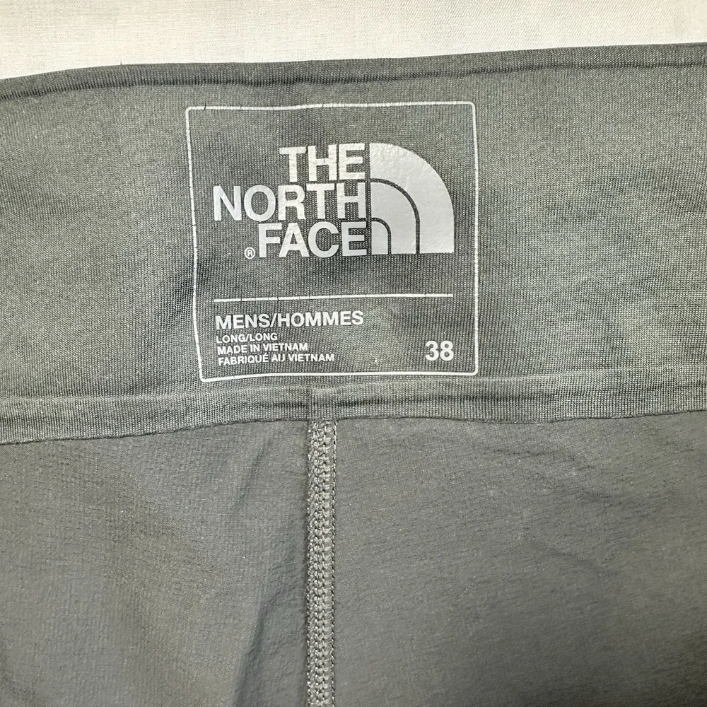 The North Face Cargo Hiking Shorts Men's 38 Gray Zip Pocket Outdoor Stretch